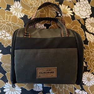 Toiletry bag